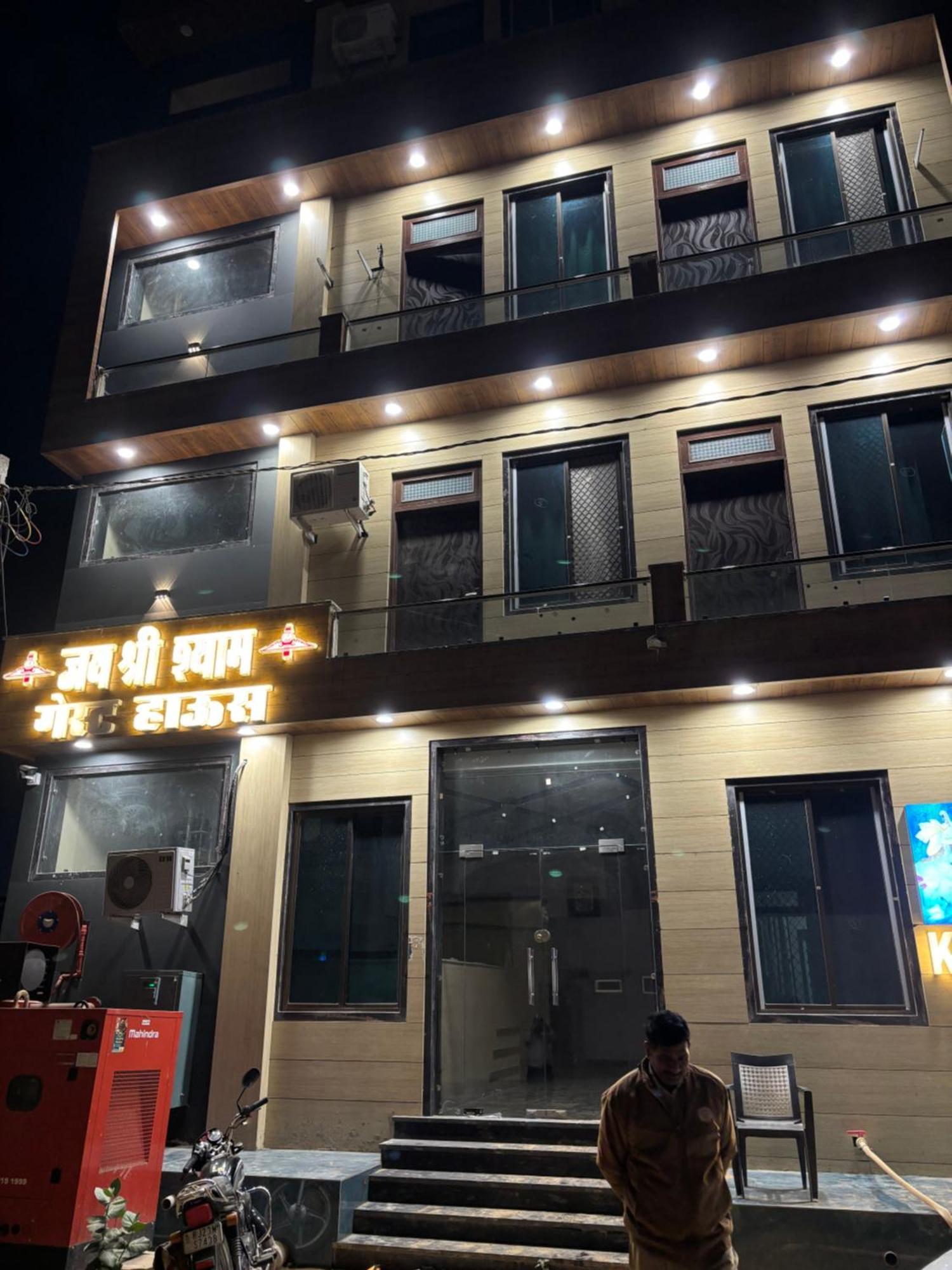 Shree Shyam Hotel Toran Dawar Khātu Exteriör bild