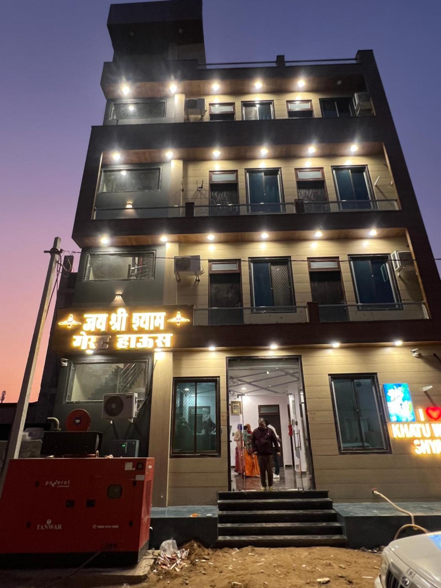 Shree Shyam Hotel Toran Dawar Khātu Exteriör bild