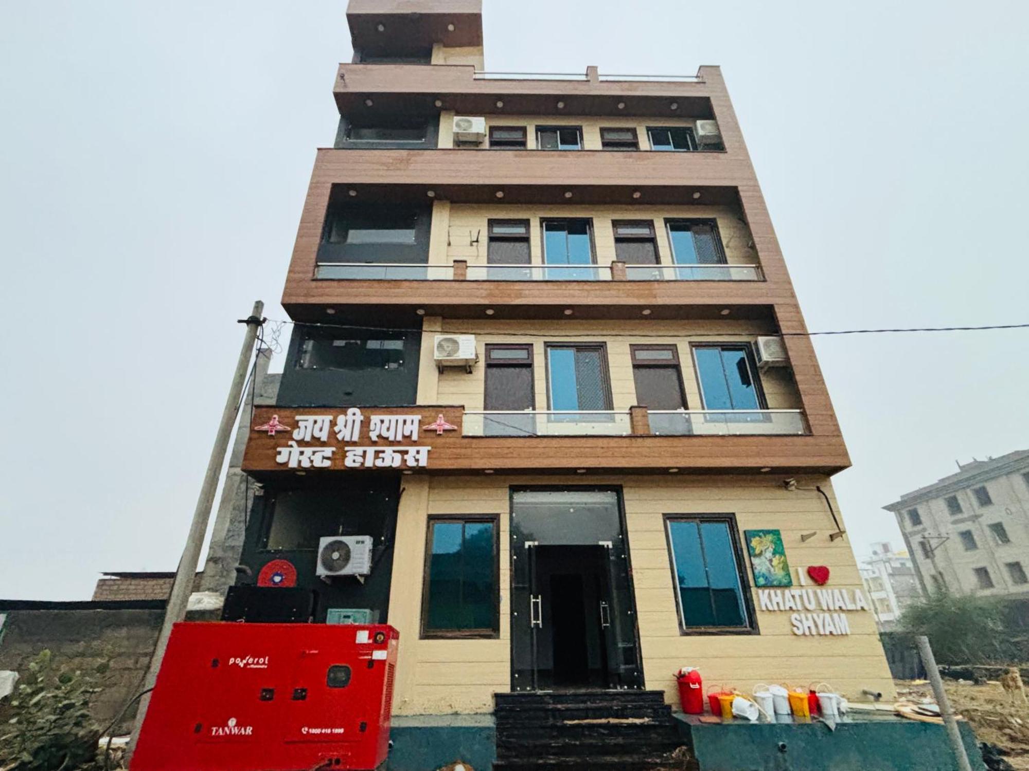 Shree Shyam Hotel Toran Dawar Khātu Exteriör bild