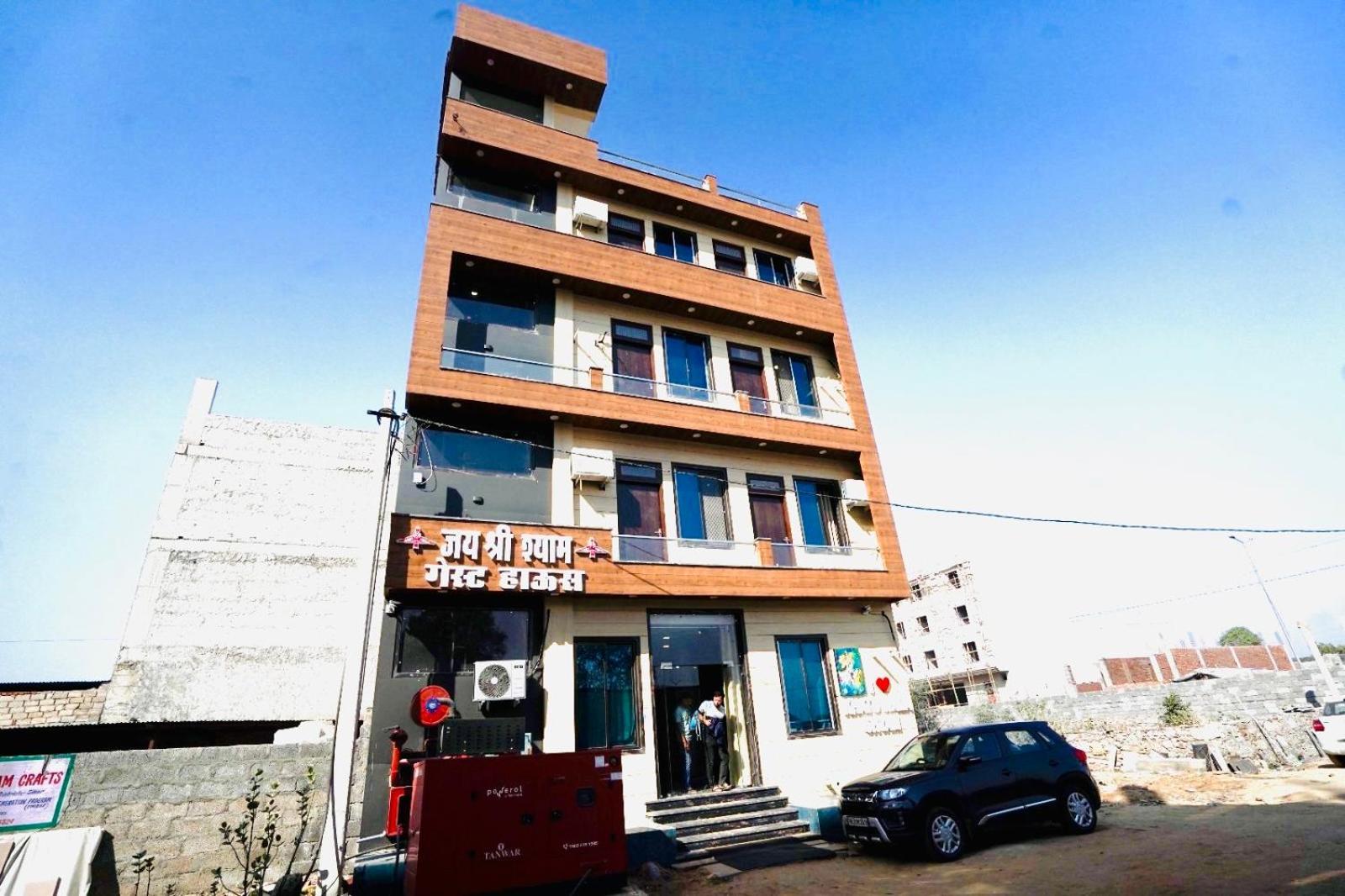 Shree Shyam Hotel Toran Dawar Khātu Exteriör bild